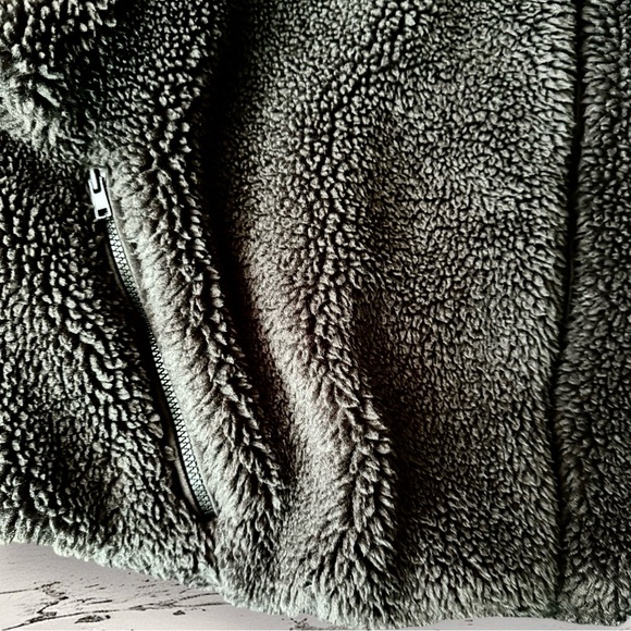 ALO YOGA Foxy Sherpa Jacket Brown Size M - Picture 12 of 16